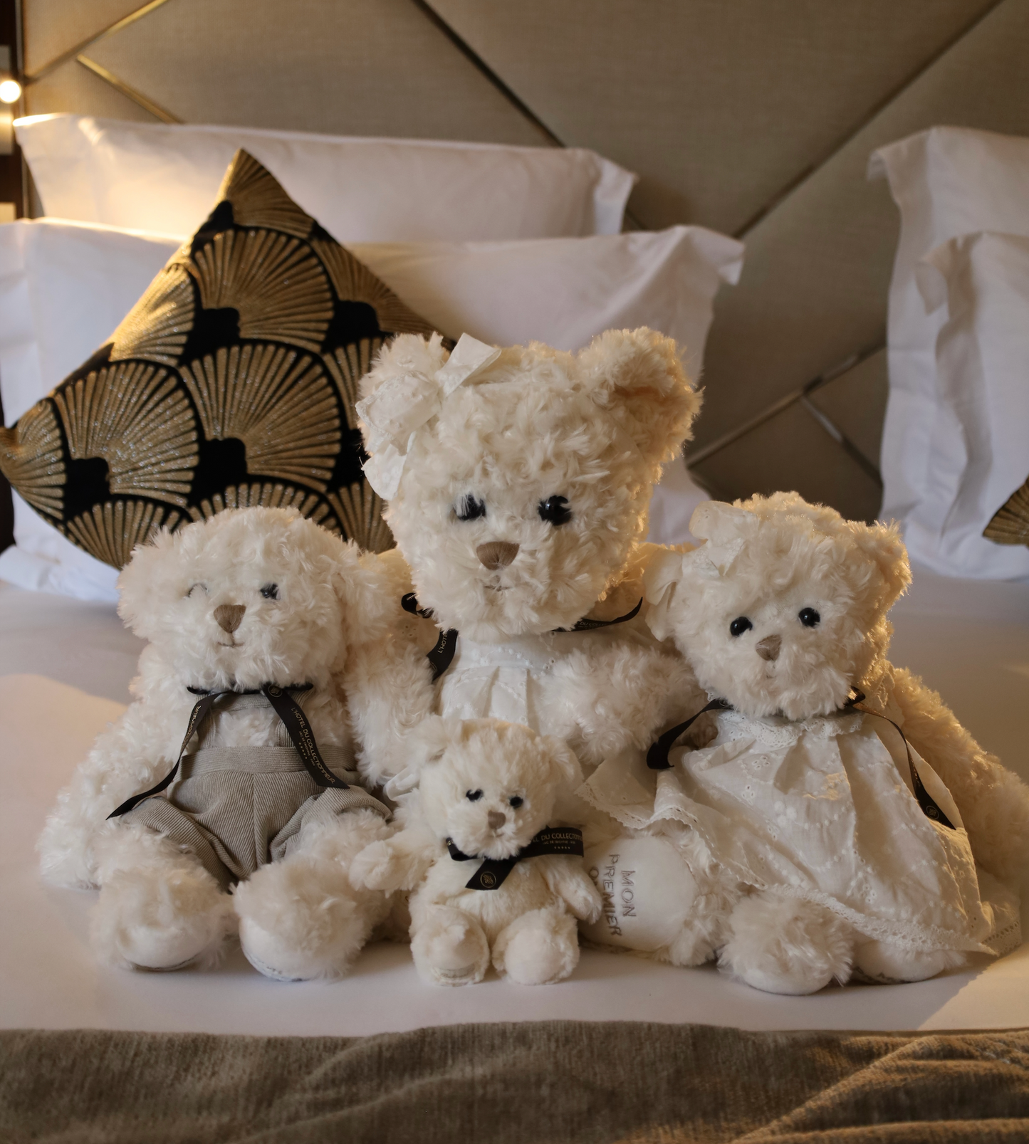 Moyenne peluche ours du Collectionneur