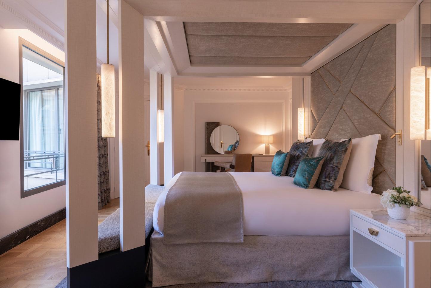 Le Lit du Collectionneur
